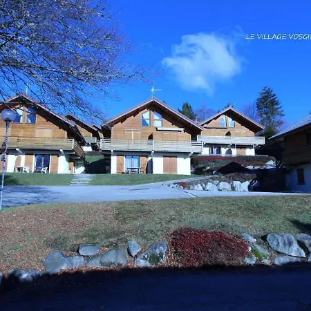Familial A Avec Balcon Et Parking - Fr-1-589-305 *