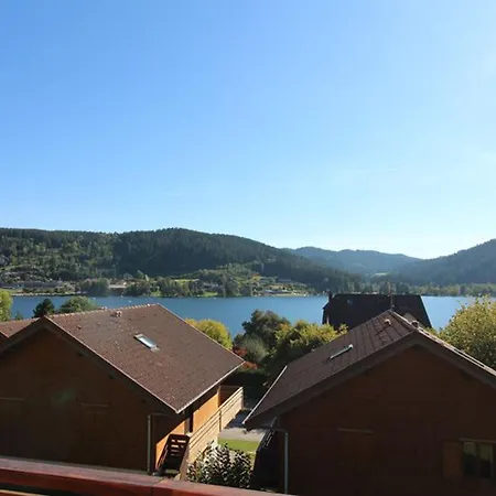Familial A Avec Balcon Et Parking - Fr-1-589-305